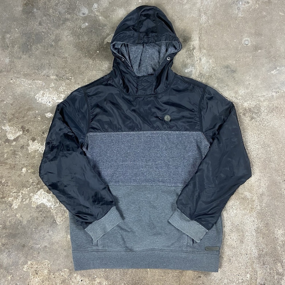 Vintage Y2K Volcom Hoodie Size Medium Black Gray Colorblock Pullover Fleece Logo